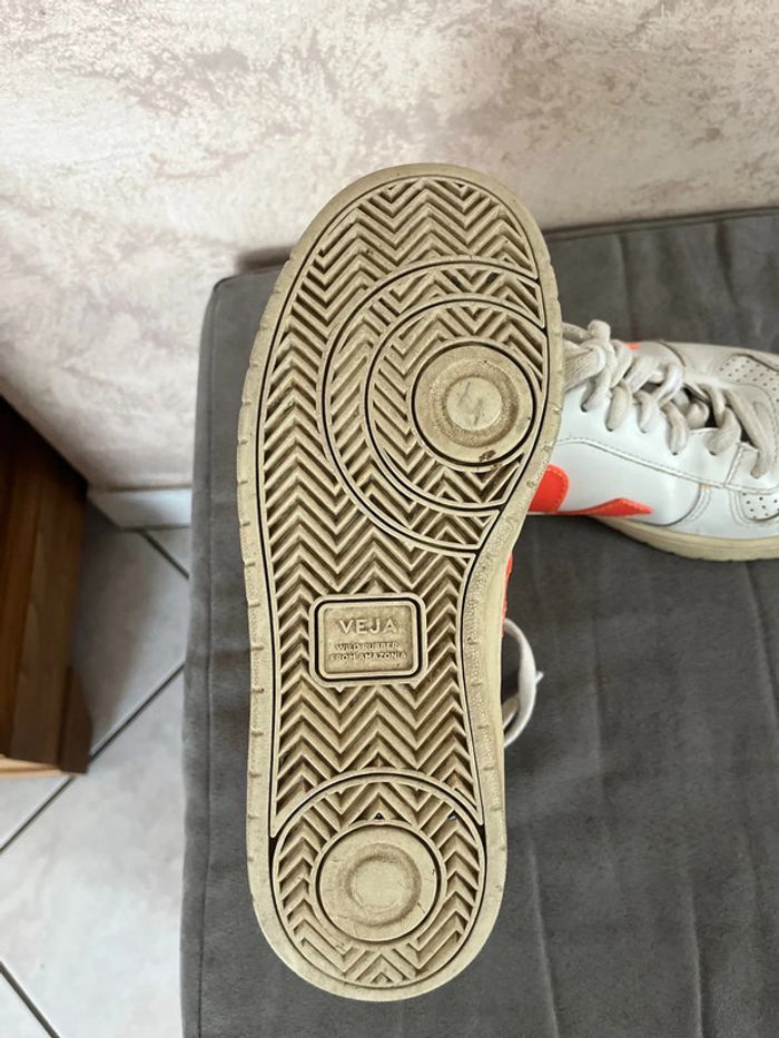 Baskets Veja / 38 Blanche et orange / Bon état - photo numéro 7
