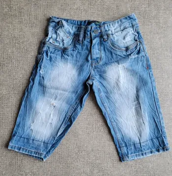 Bermuda jean