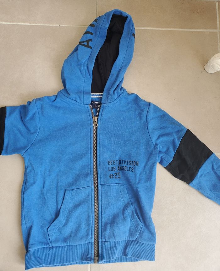 Veste a capuche garçon kiabi 4 ans - photo numéro 2