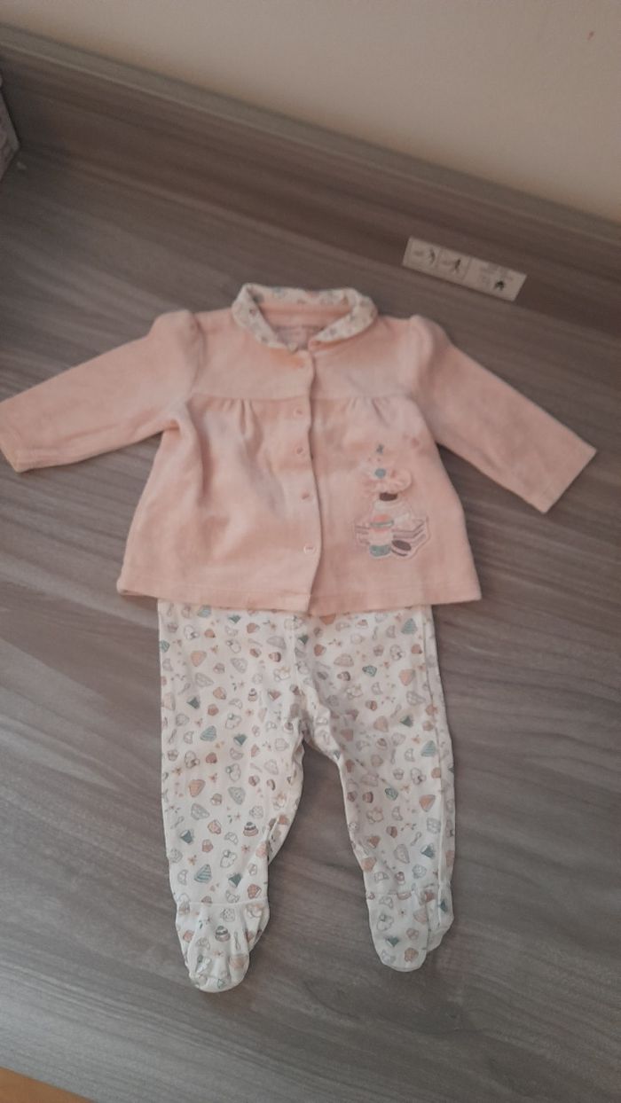 Lot vêtements bébé filles 0-3 mois - photo numéro 5