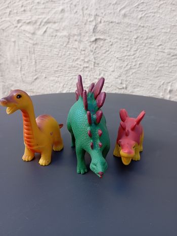Dinosaures plastique souple