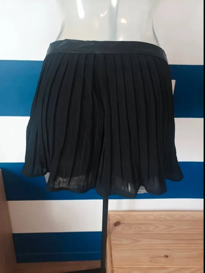 Jupe short noir effet plissé K.zell femme taille 38 - photo numéro 3