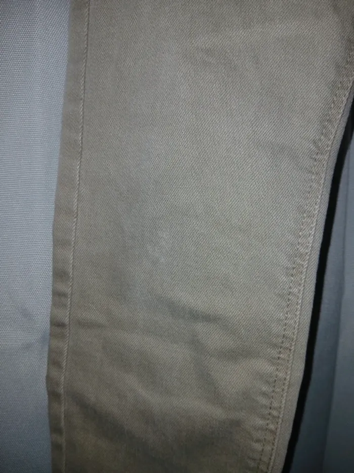 💙 Pantalon slim Kiabi taille 7 ans 120-125 cm. - photo numéro 3