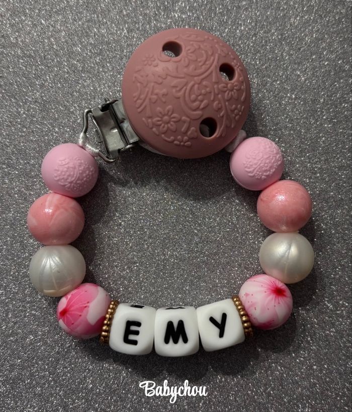 Attaches tétines personnalisable