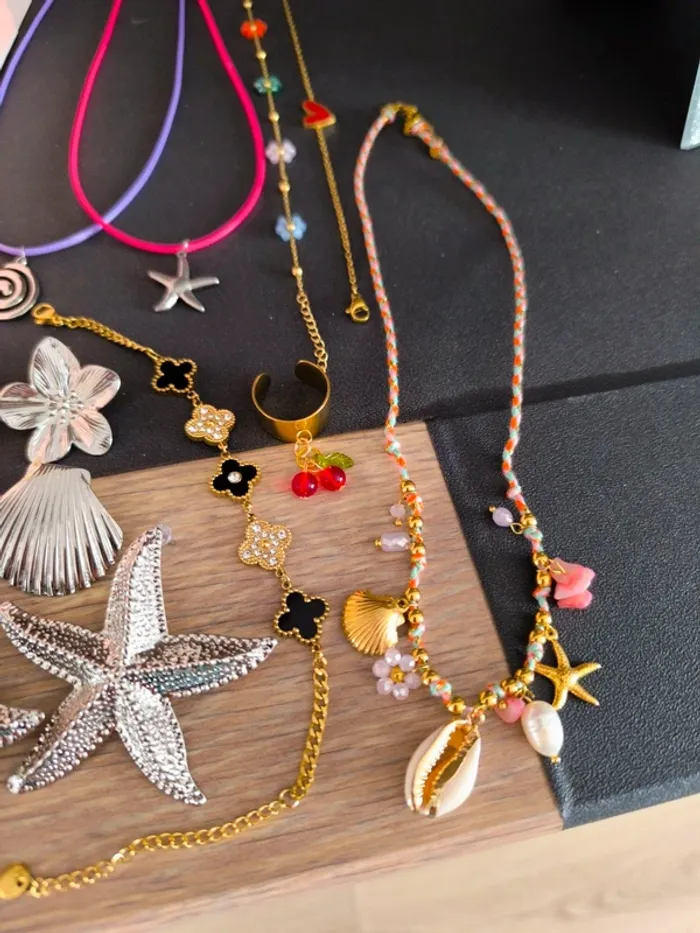 Lot de 50 bijoux dorés et argentés - photo numéro 9