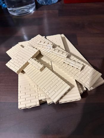 200 Brick Lego, Tan Modified 1 x 4 with Masonry Profile réf : 15533