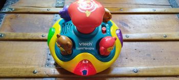 Jeu d'éveil Lumi toupie animaux Vtech. Très bon état