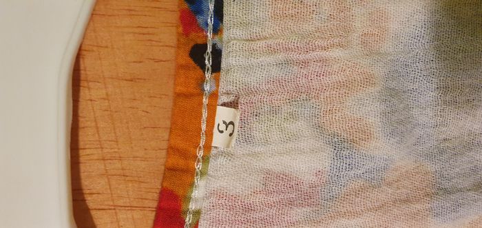 Tunique blanche fleurie - photo numéro 2