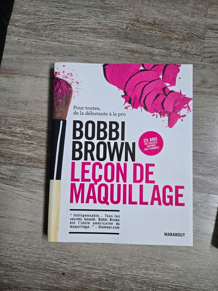 2 livres maquillage Bobby brown - photo numéro 2
