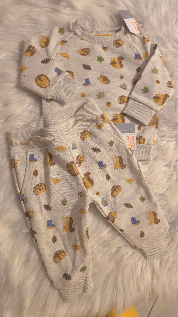 NEUFS (non portés) 🏷💙😍 superbe  ensemble molleton 6mois garçon 😍💙🏷