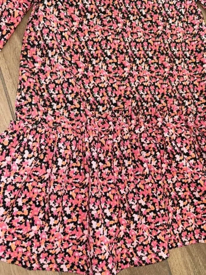 Robe fluide fleuries primark 5 ans - photo numéro 3