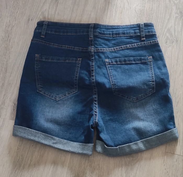 Short femme - photo numéro 2