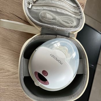 Momcozy