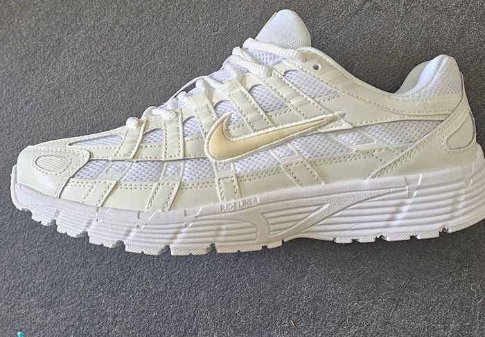 Nike P-6000 blanche - photo numéro 4