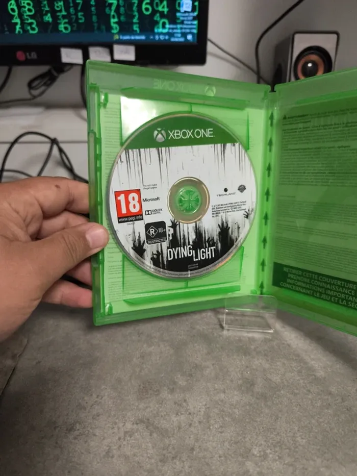 Dying light Xbox one - photo numéro 2