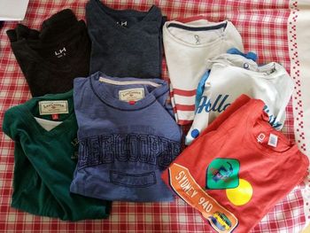 Lot de 7 tee shirt taille 8 ans