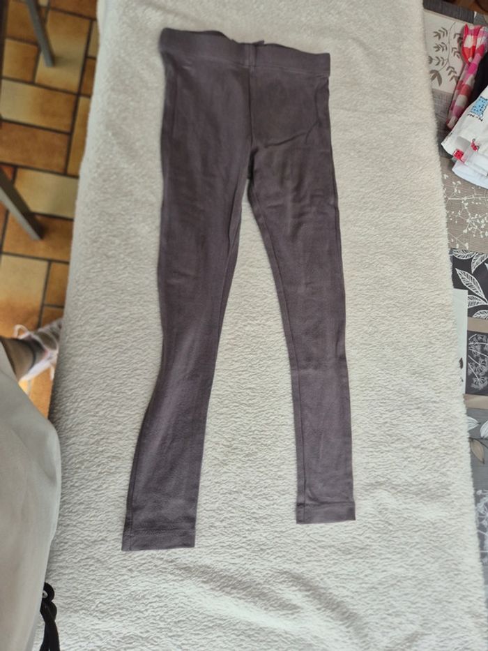 Leggings et tee shirt manches longues - photo numéro 5