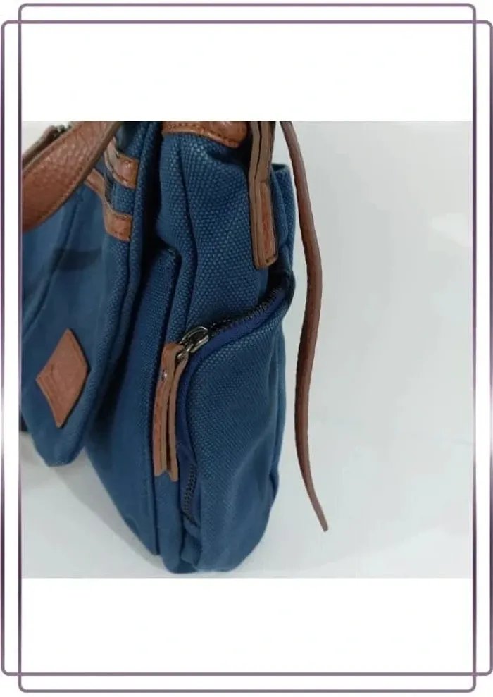 Sac bandoulière Adolfo Dominguez, bon état, bleu 26x28cm - photo numéro 7