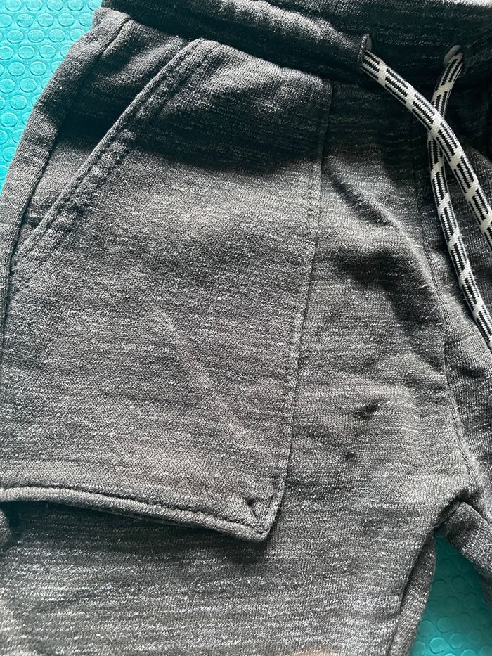 Pantalon jogging Kiabi 4 ans - photo numéro 3