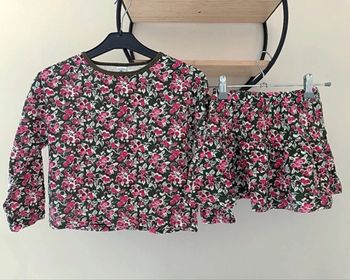 6 ans ensemble Petit bateau sweat fin et jupe