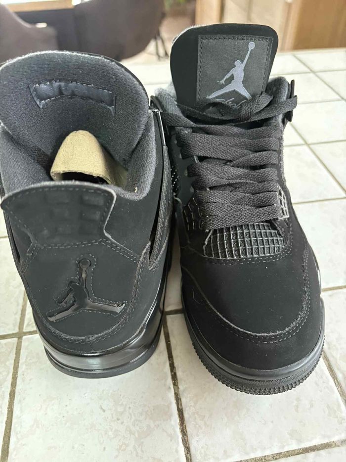 Baskets Air Jordan 4 Retro Noir - photo numéro 8