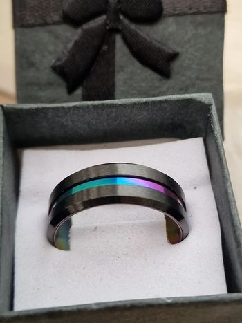Bague Acier Inoxydable Noir Et Cameleon Multicolore