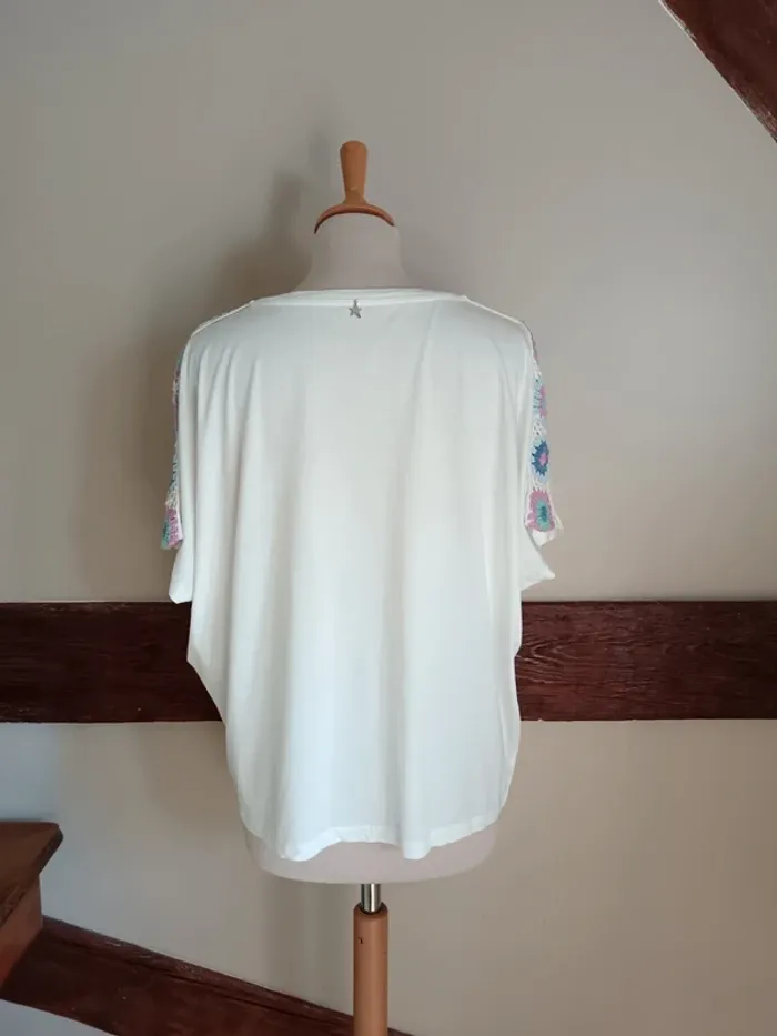 T-shirt blanc crochet Sud Express - photo numéro 7