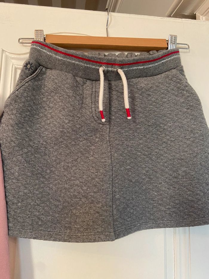 Lot de 1 teeshirt manches longues, 1 slim et une jupe Cyrillus et Okaïdi taille 14 ans. - photo numéro 17