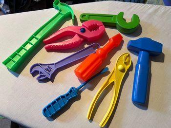 Jouets en plastique outils