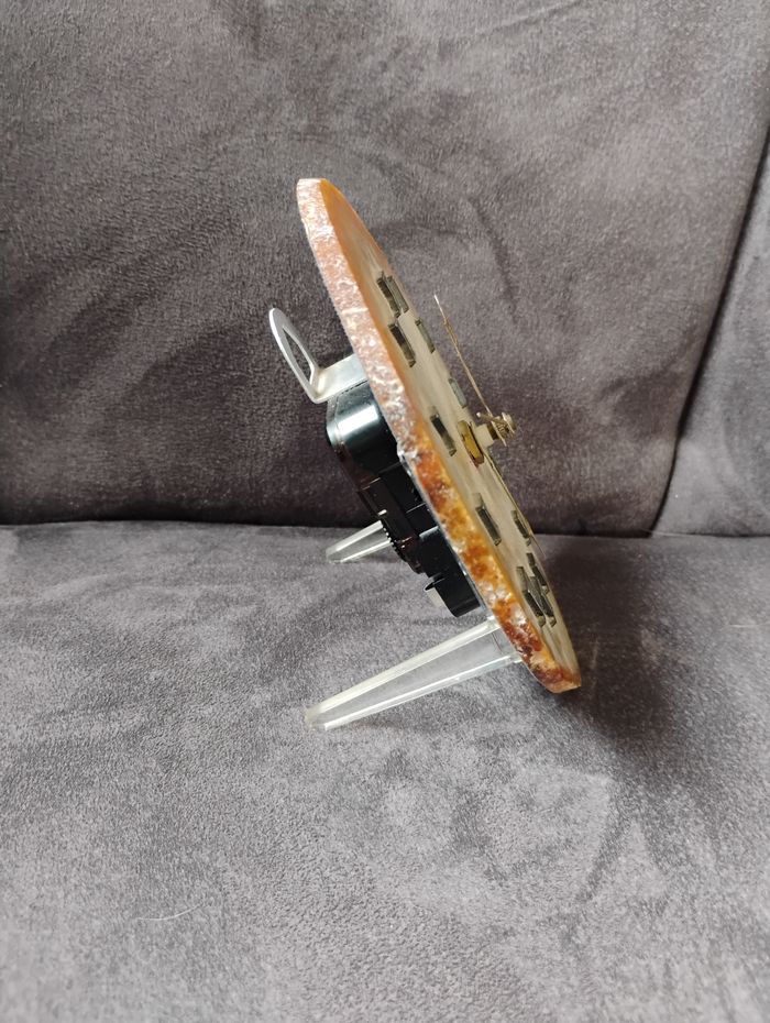 Petite horloge en Agathe - photo numéro 4