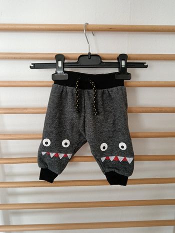 Joggings primark monstre