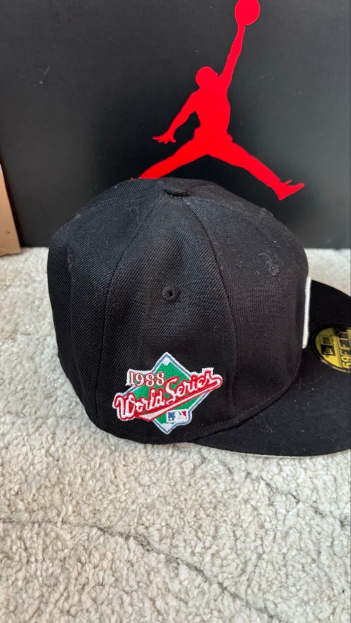 Casquette New Era - Taille 7 - Neuve - photo numéro 3