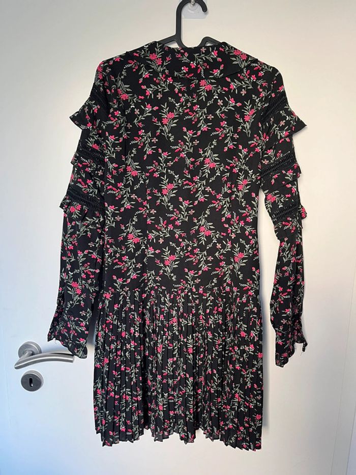 Robe noire à fleurs prettylittlething S neuve - photo numéro 5