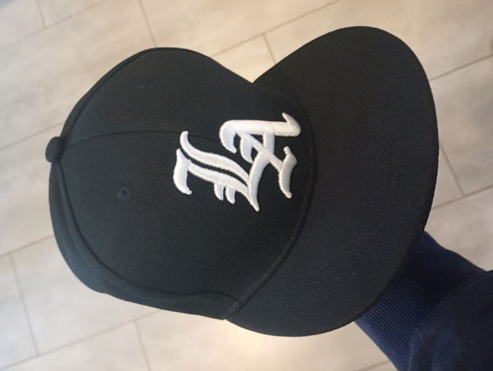 🧢 Casquette noire "LA" logo brodé en relief – Neuve - photo numéro 2