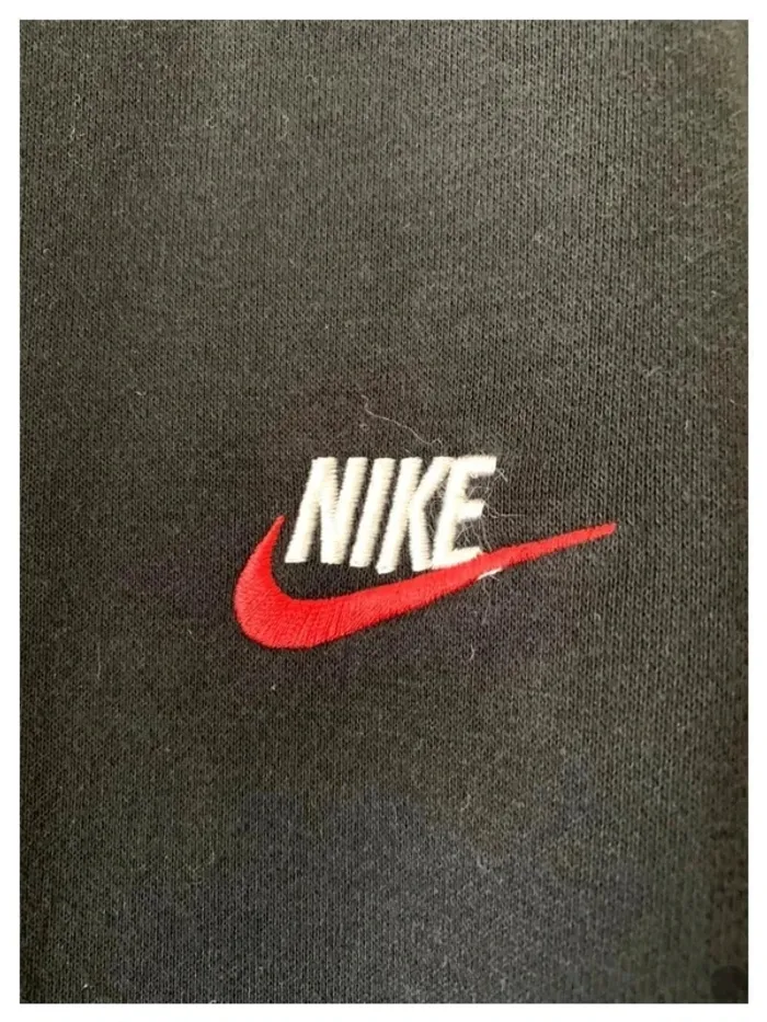 Pull noir sweat nike taille S - photo numéro 3