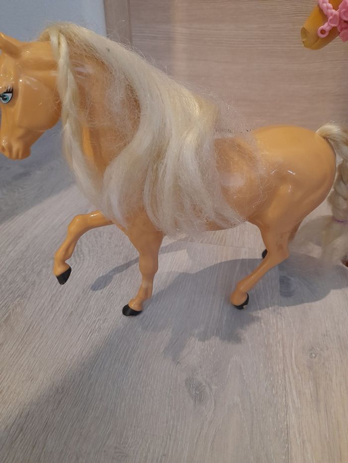 Lot de chevaux Barbie - photo numéro 4