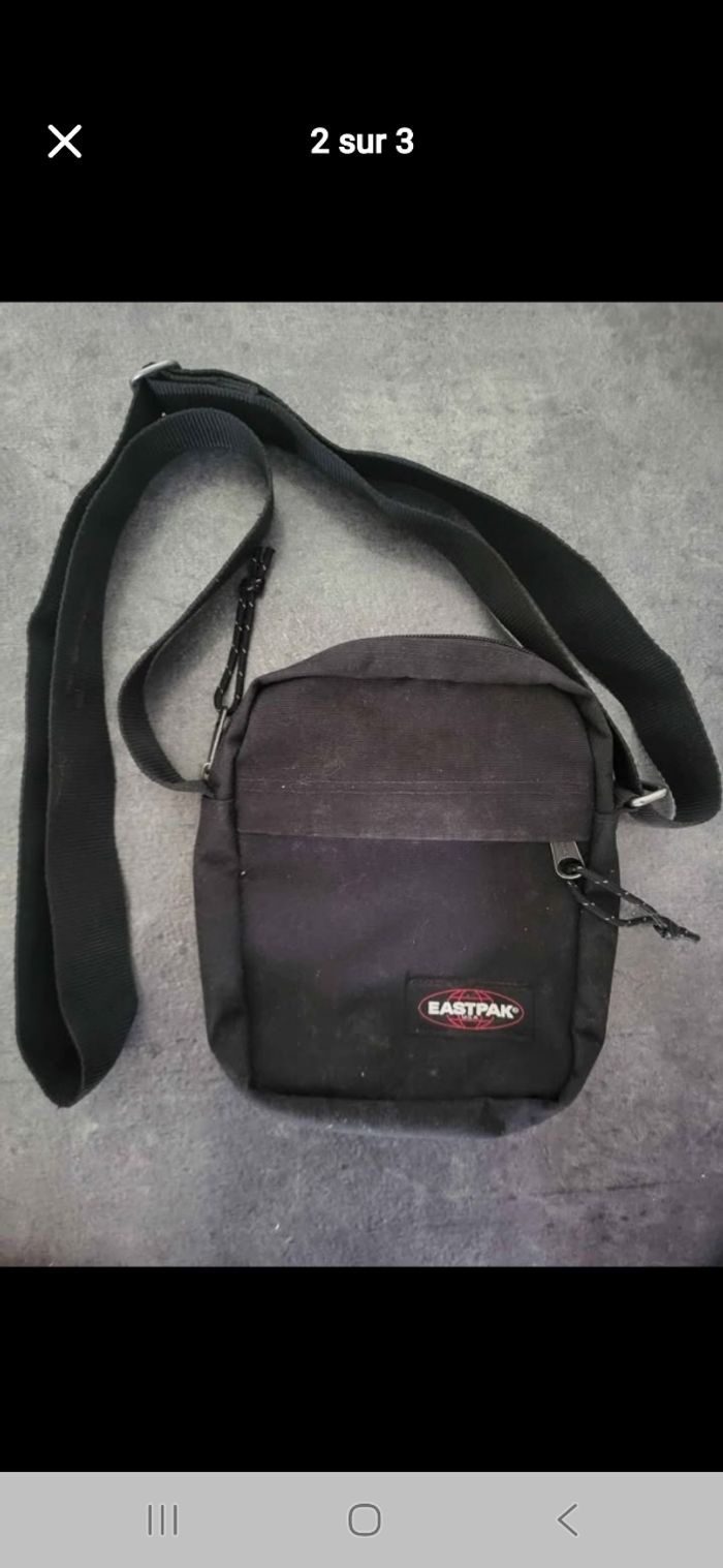 Sacoche Eastpak - photo numéro 2