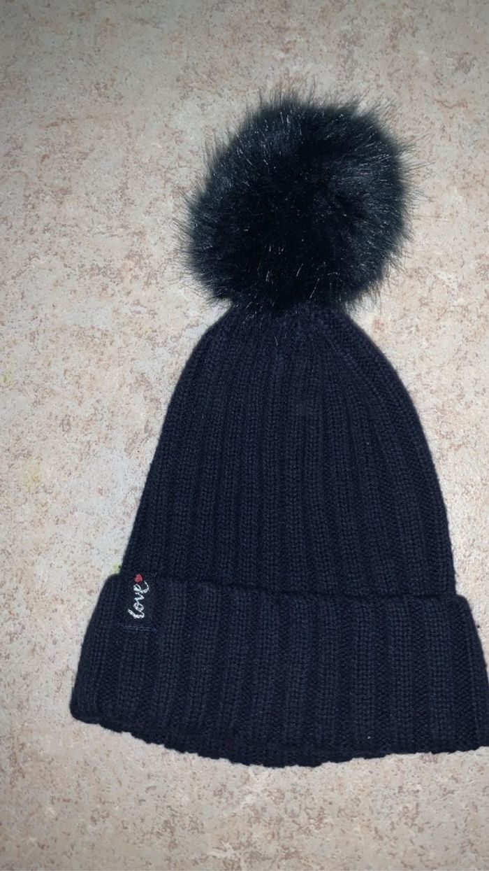 Bonnet - photo numéro 3