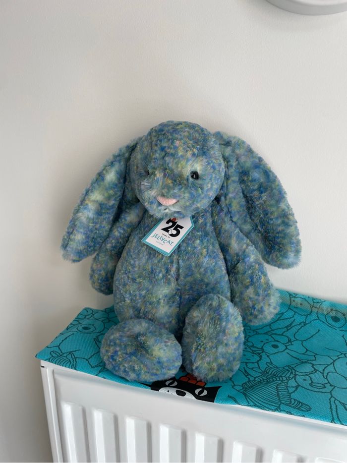 Peluche Jellycat Bashful Luxe Bunny Azure 💙 - photo numéro 9