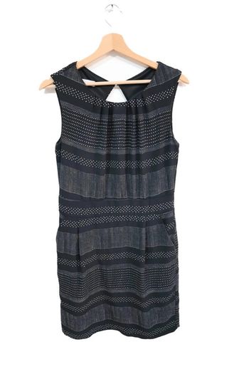 C51 robe noir Signe nature 38