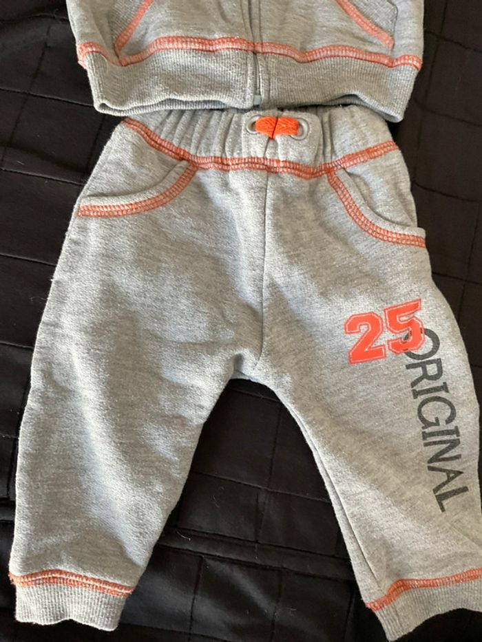 Ensemble jogging veste et pantalon 3 mois - photo numéro 3