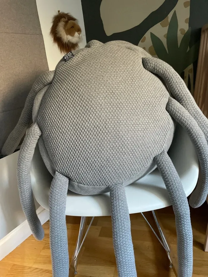 Pouf Octopus Poofi neuf tricoté - photo numéro 3