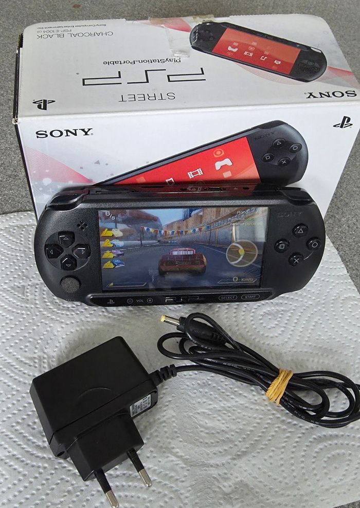 PSP Street E1004