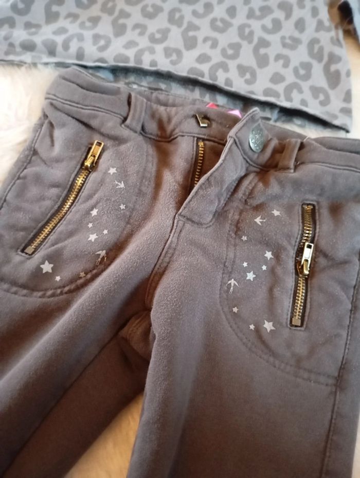 Tenue fille 4/5 ans Disney roi lion 🦁+ bas ikks - photo numéro 7