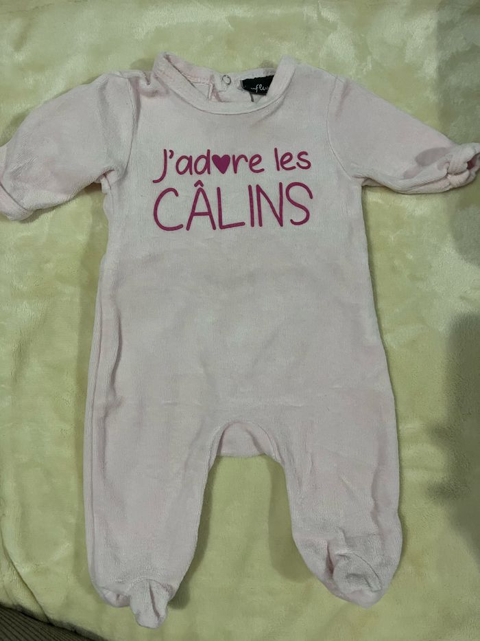 Lot pijamas 1 mois - photo numéro 4