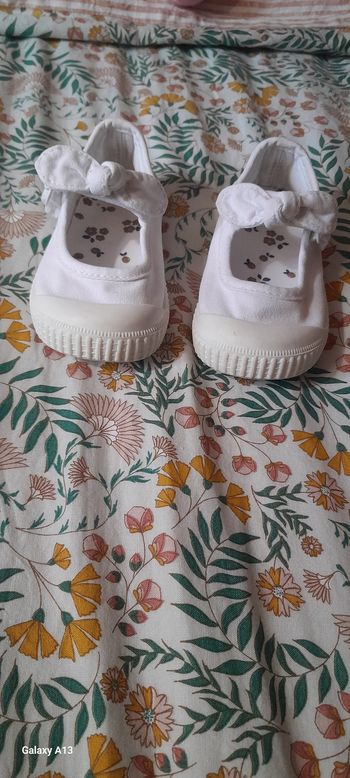Chaussures T21