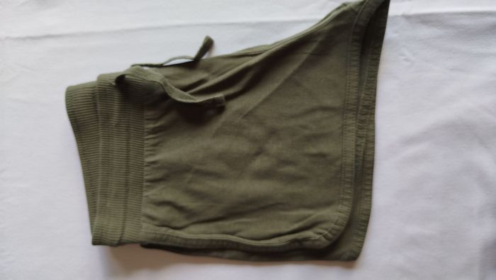 short en tissus vert kaki 8-10ans - photo numéro 3