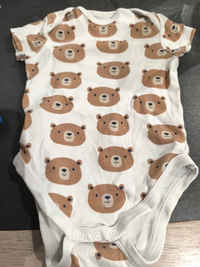 Body - 3 M - c&a