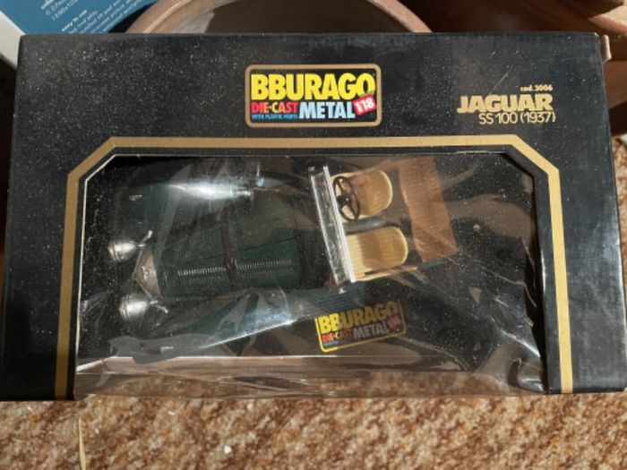Voiture jaguar ss 100 1/18