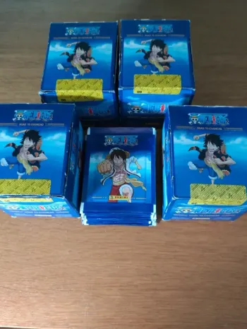 180 pochettes One Piece Egghead Sticker Panini neuves